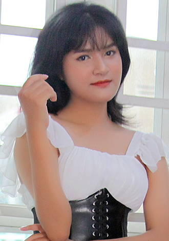 Date the member of your dreams: caring Asian member Vo Anh Dao(Zoe) from Ho Chi Minh City