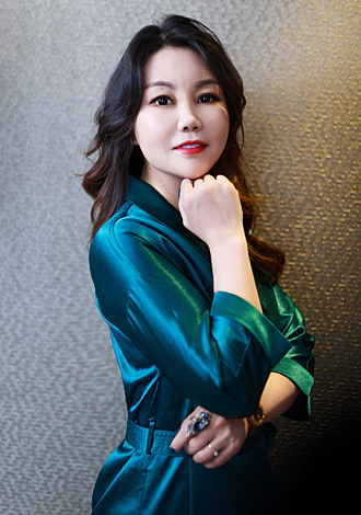 Most gorgeous profiles: Asian member Zhengxiu(Kiki)